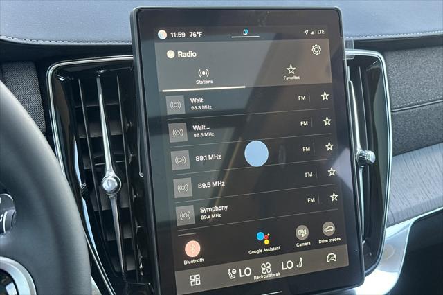 new 2025 Volvo XC90 Plug-In Hybrid car, priced at $82,405