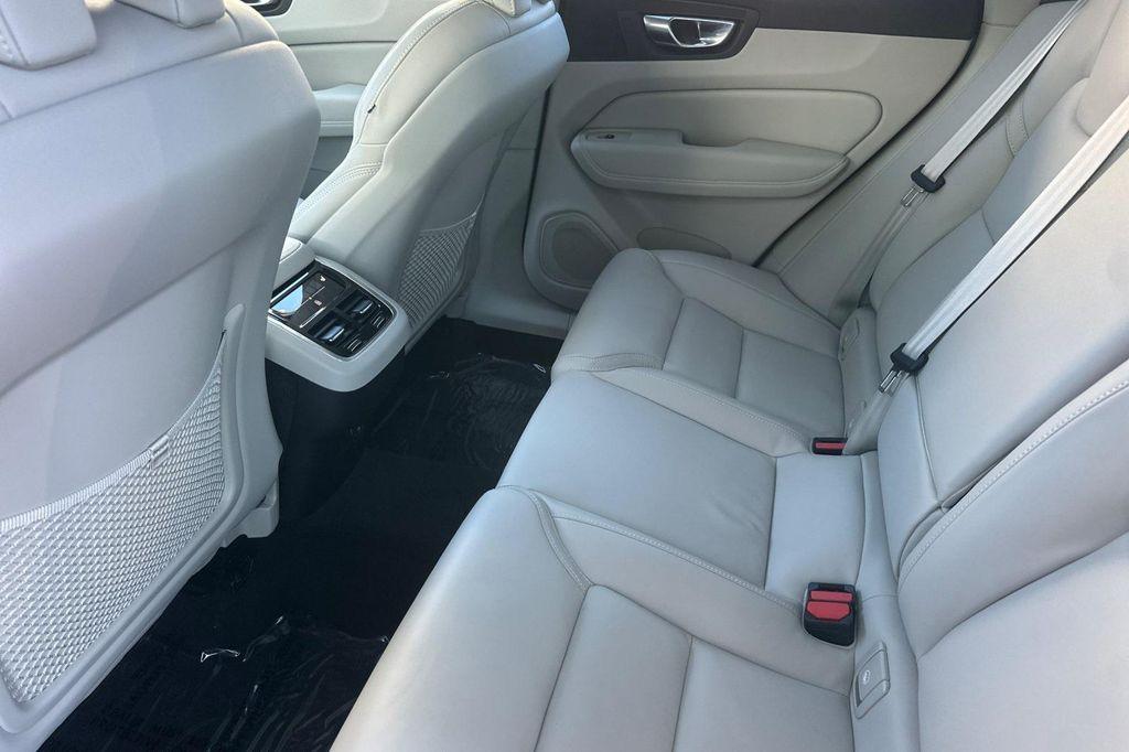 new 2026 Volvo XC60 car, priced at $63,935