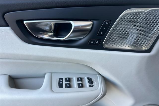 new 2026 Volvo XC60 Plug-In Hybrid car, priced at $80,310