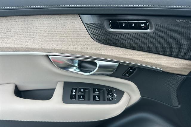 new 2025 Volvo XC90 Plug-In Hybrid car, priced at $78,805
