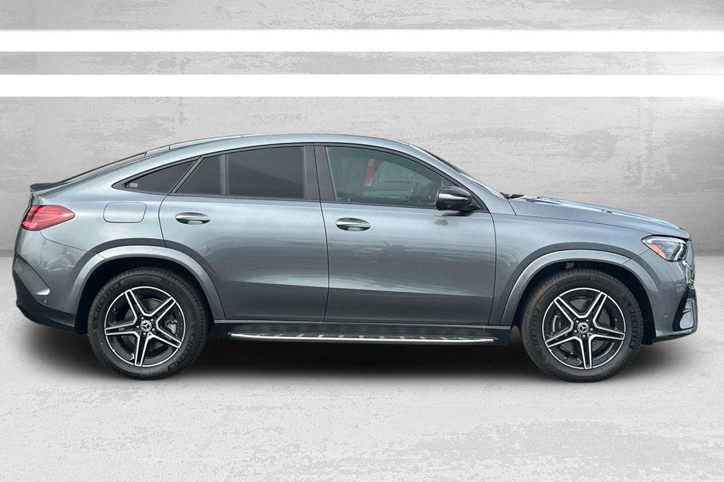 new 2025 Mercedes-Benz GLE 450 car, priced at $89,890