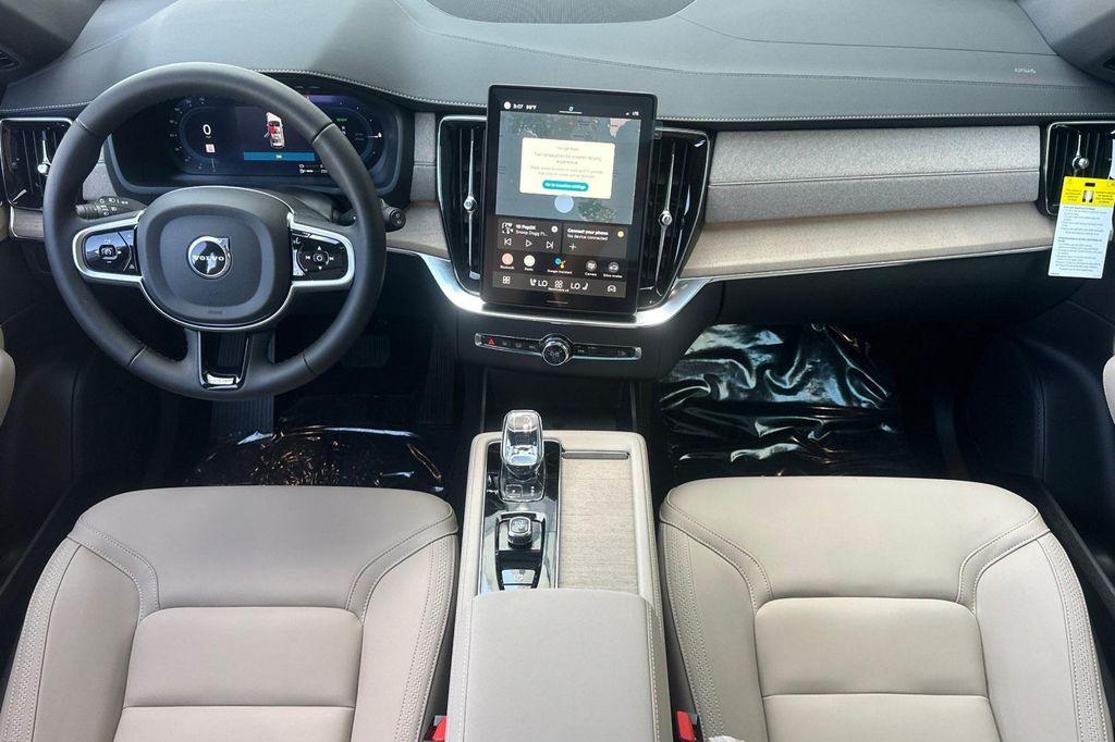 new 2025 Volvo XC90 Plug-In Hybrid car, priced at $75,095
