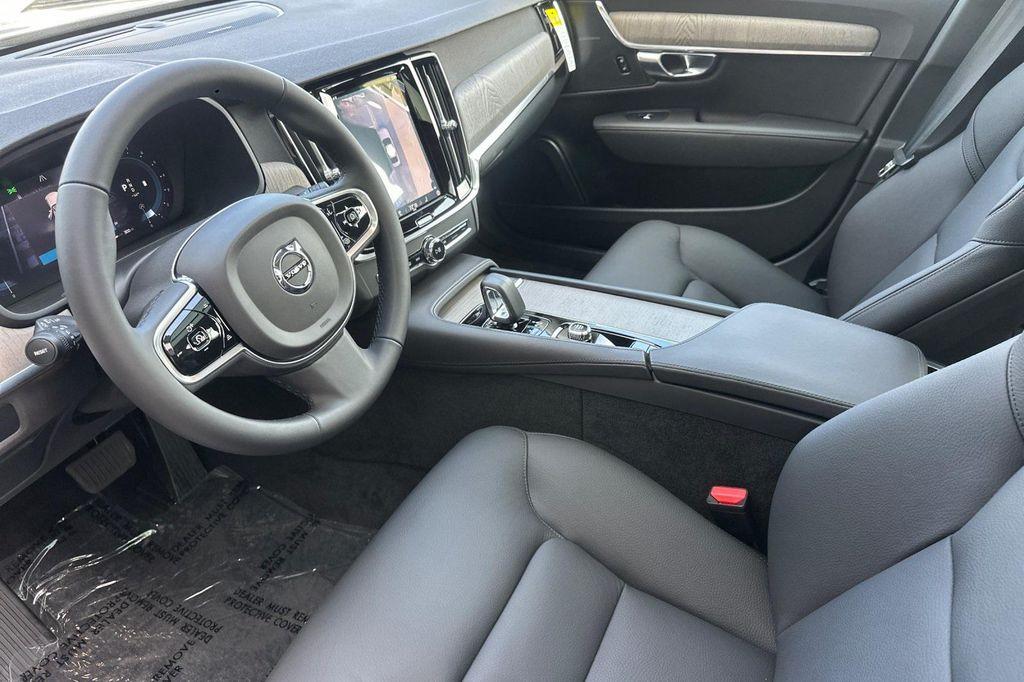 new 2025 Volvo S90 car, priced at $59,235