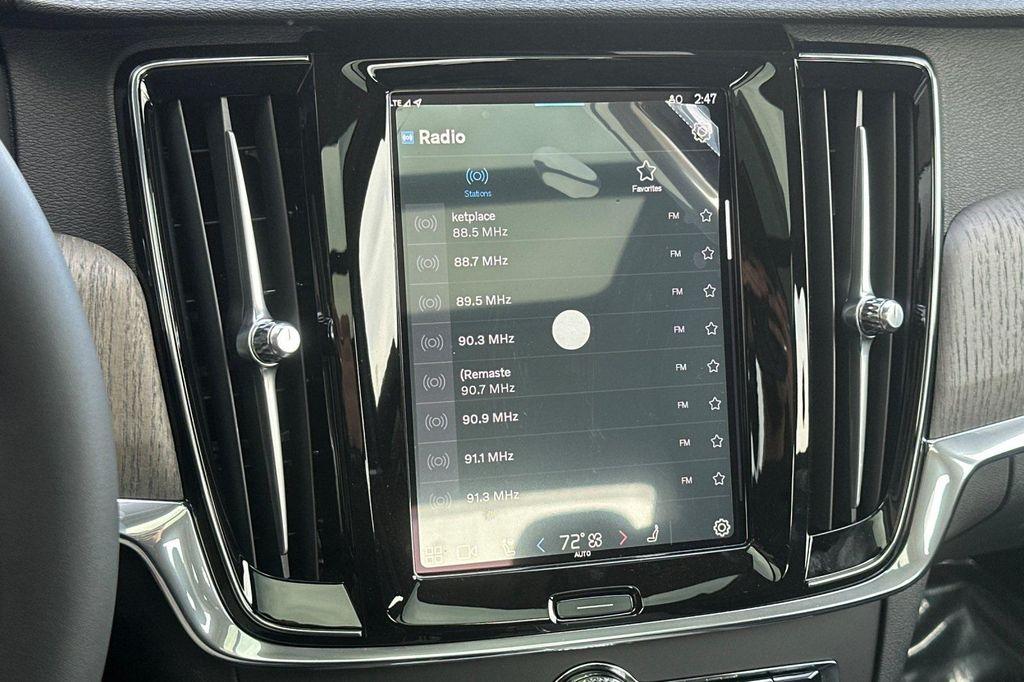 new 2025 Volvo S90 car, priced at $59,235