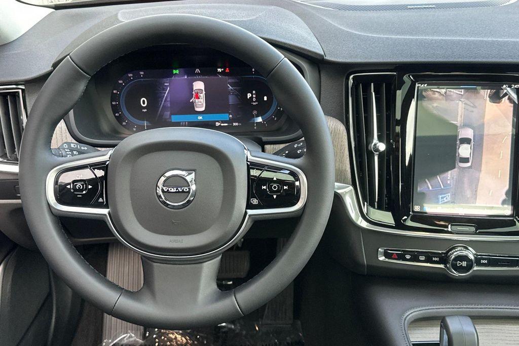 new 2025 Volvo S90 car, priced at $59,235