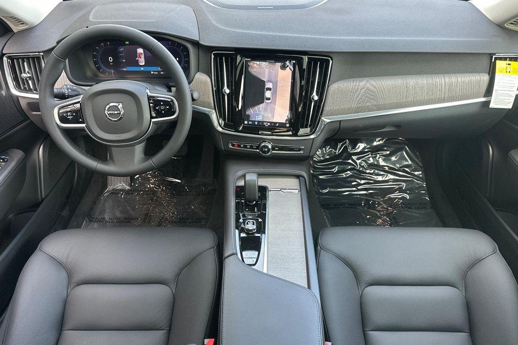 new 2025 Volvo S90 car, priced at $59,235