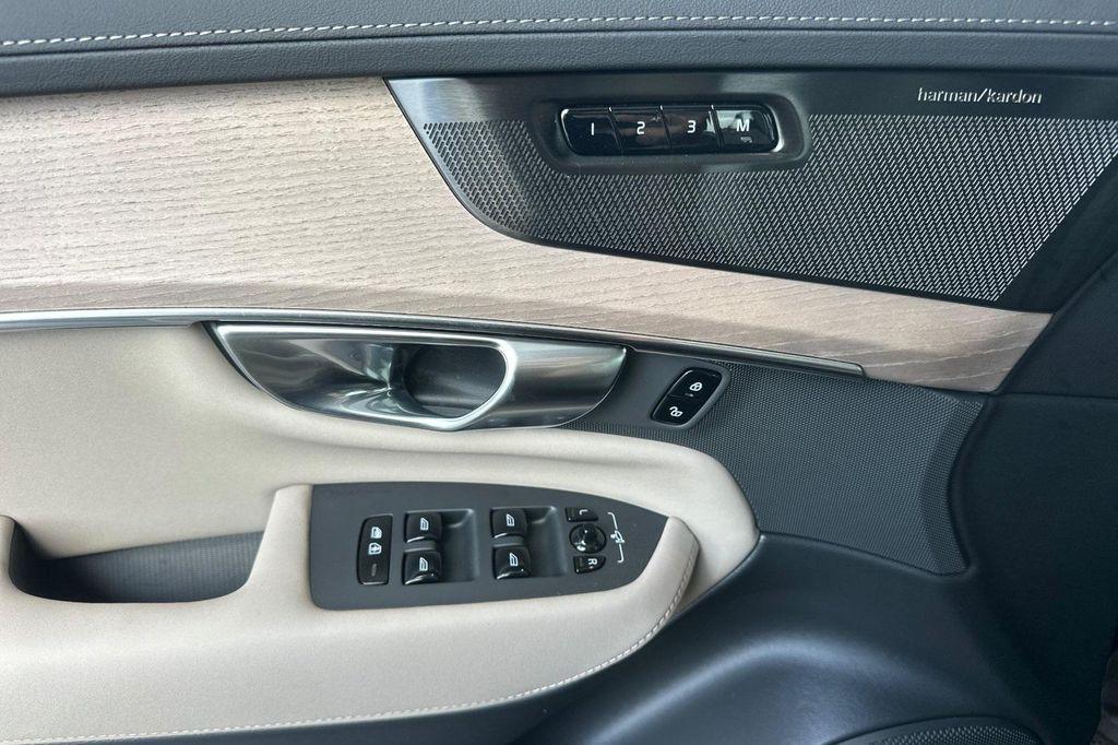 new 2026 Volvo XC90 car, priced at $70,630