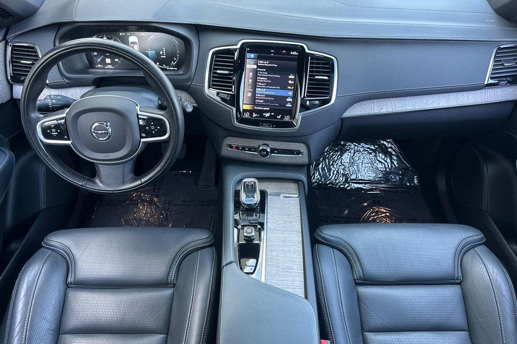 used 2022 Volvo XC90 Recharge Plug-In Hybrid car