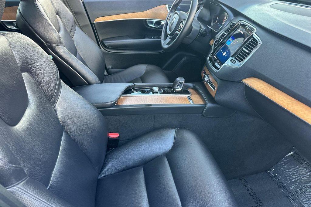 used 2024 Volvo XC90 Recharge Plug-In Hybrid car, priced at $48,594