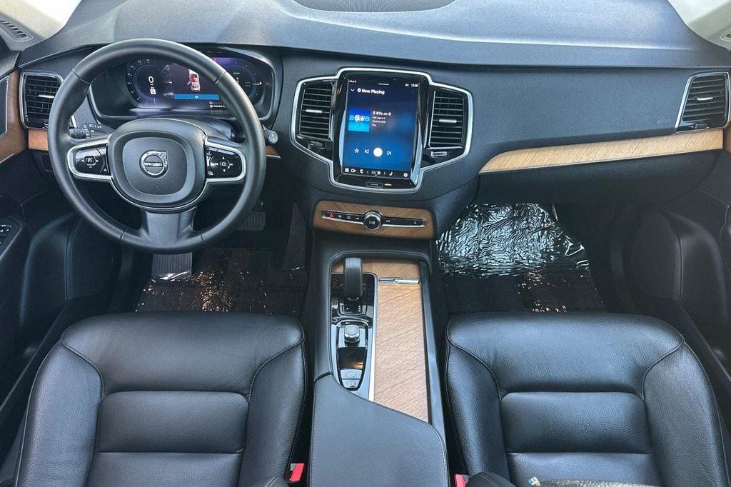 used 2024 Volvo XC90 Recharge Plug-In Hybrid car, priced at $48,594