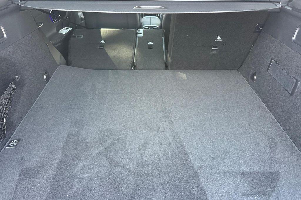 new 2026 Mercedes-Benz GLC 300 car, priced at $54,970