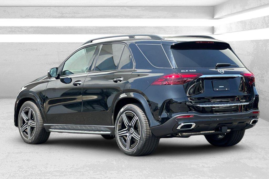 new 2025 Mercedes-Benz GLE 450 car, priced at $83,225