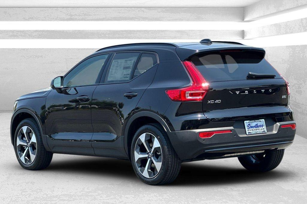 new 2025 Volvo XC40 car, priced at $46,335