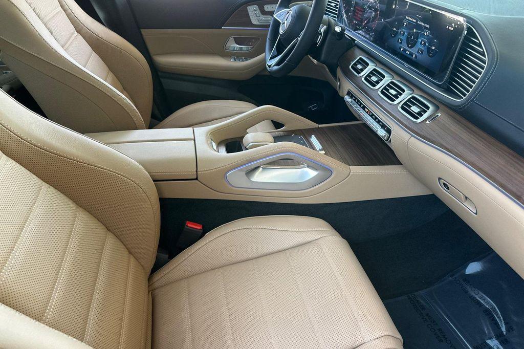 new 2026 Mercedes-Benz GLE 450 car, priced at $83,860