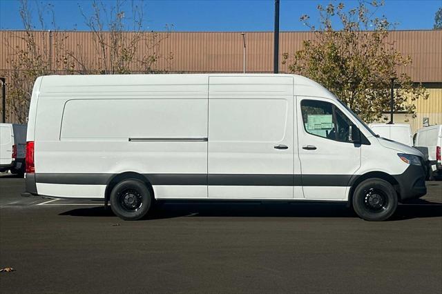 new 2025 Mercedes-Benz Sprinter 2500 car, priced at $70,874