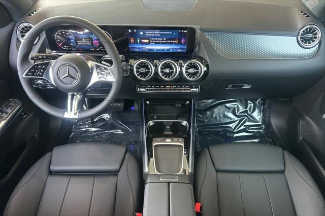 new 2025 Mercedes-Benz GLA 250 car, priced at $47,295