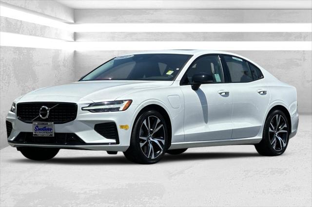 used 2022 Volvo S60 Recharge Plug-In Hybrid car, priced at $34,286