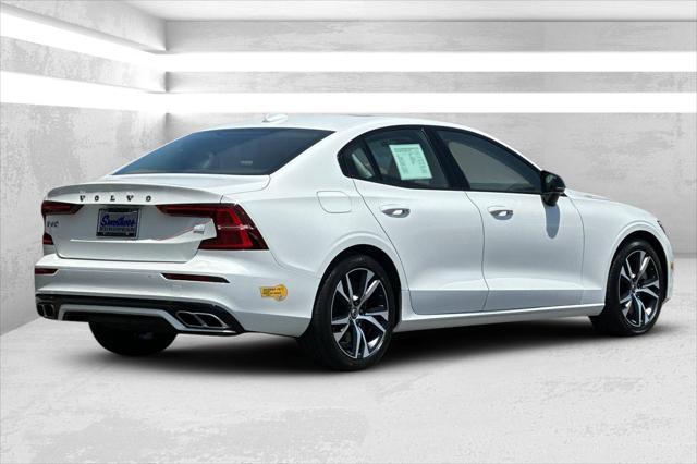 used 2022 Volvo S60 Recharge Plug-In Hybrid car, priced at $34,286
