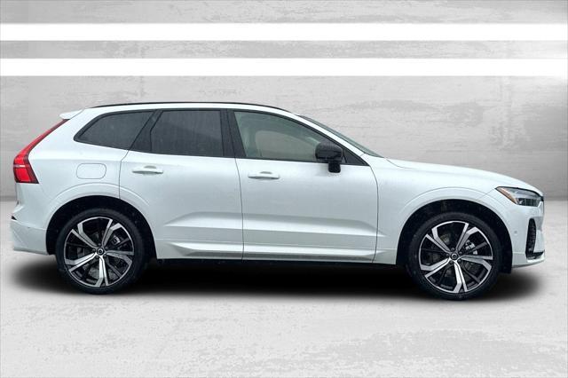 new 2025 Volvo XC60 car, priced at $60,635