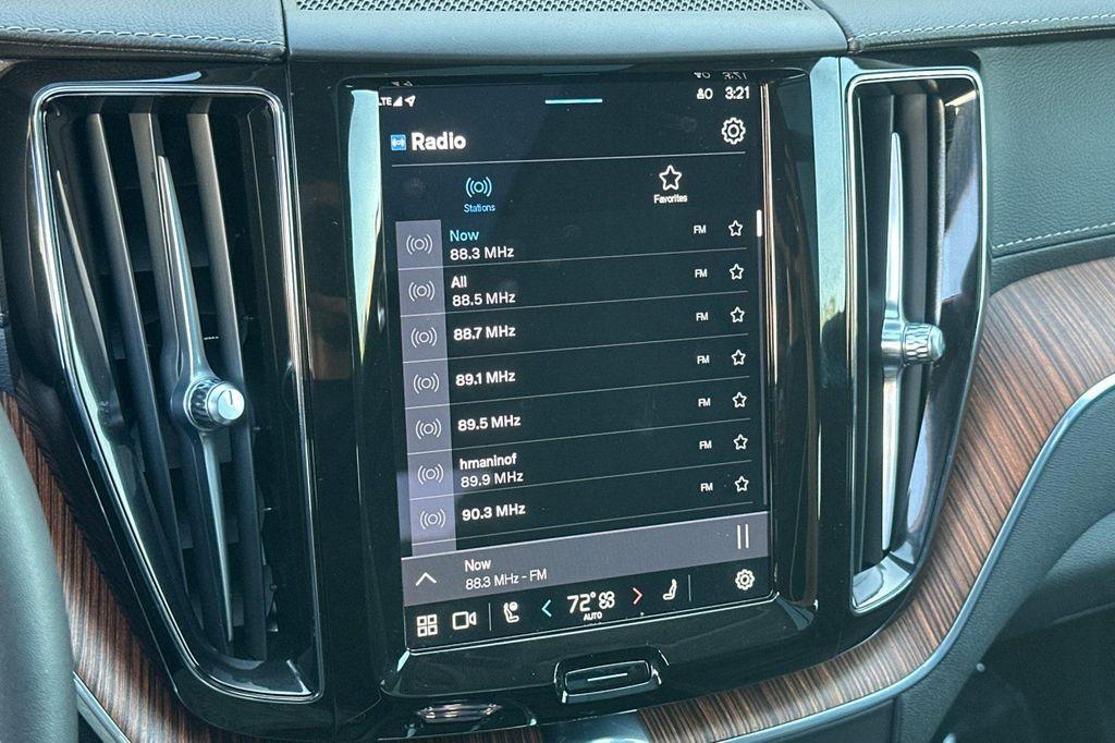 used 2024 Volvo XC60 Recharge Plug-In Hybrid car, priced at $58,787