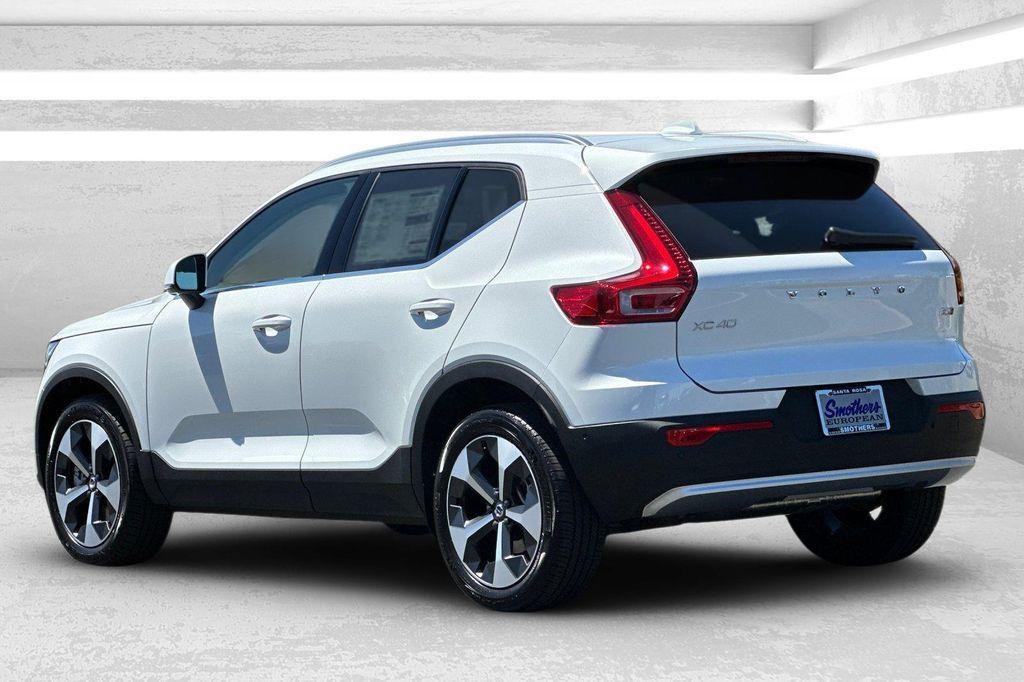 new 2025 Volvo XC40 car, priced at $46,335