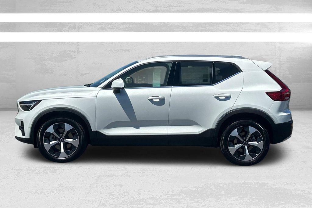 new 2025 Volvo XC40 car, priced at $46,335