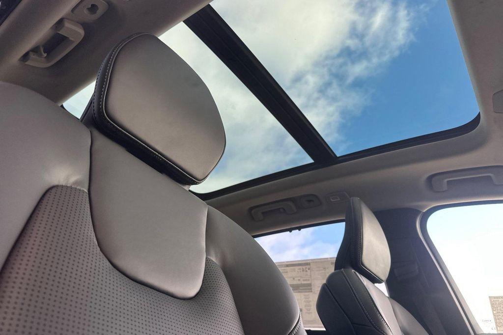 new 2026 Volvo XC90 car, priced at $76,730