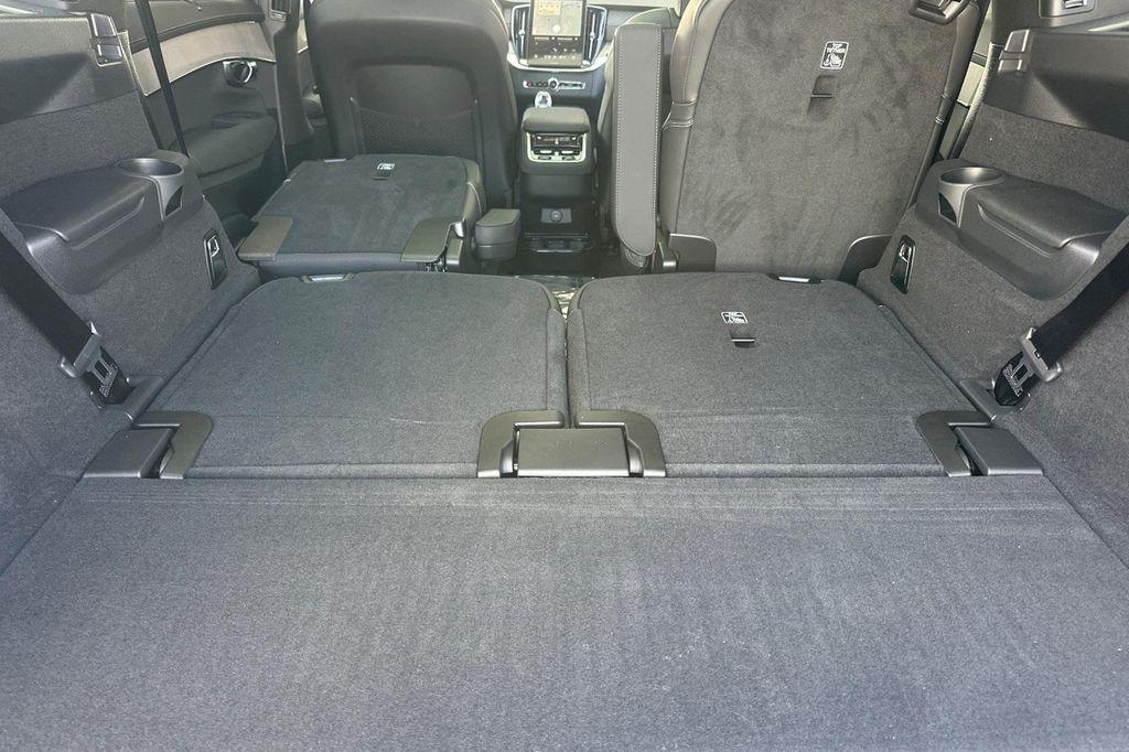 new 2026 Volvo XC90 car, priced at $76,730