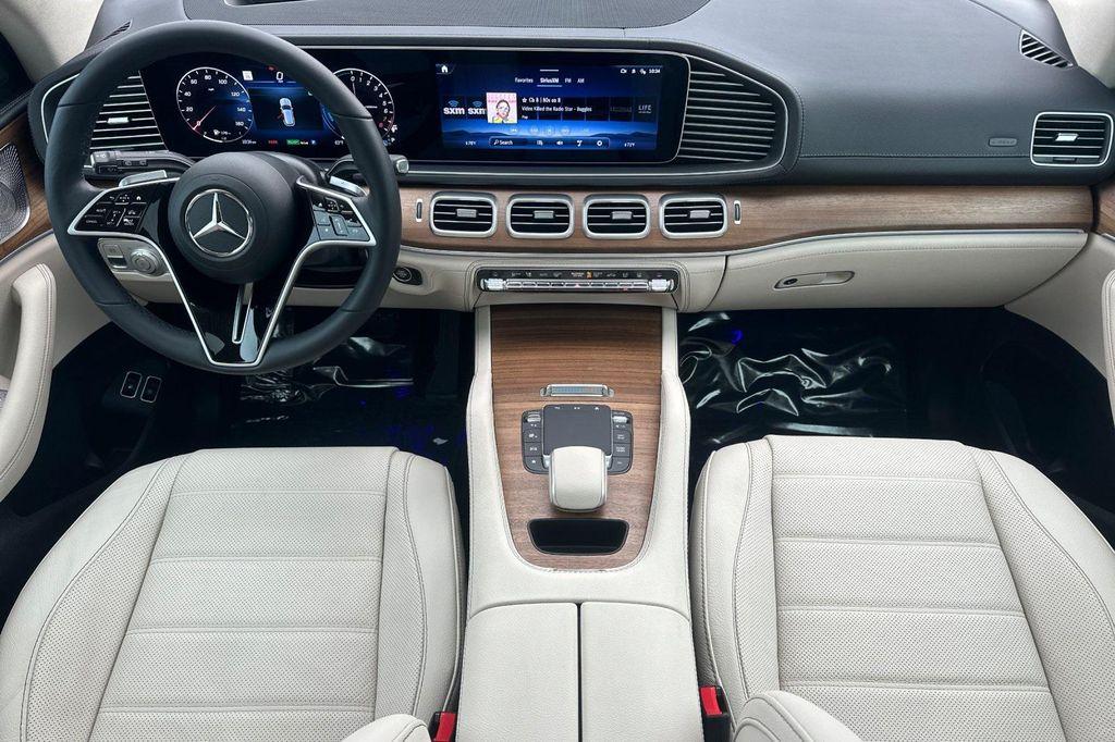 used 2024 Mercedes-Benz GLE 450 Plug-In Hybrid car, priced at $58,158