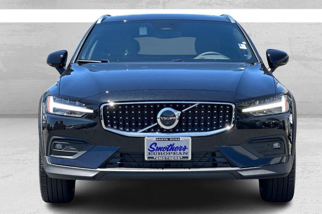 new 2024 Volvo V60 Cross Country car, priced at $55,685