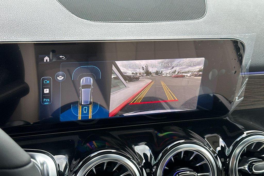 new 2026 Mercedes-Benz GLB 250 car, priced at $51,815