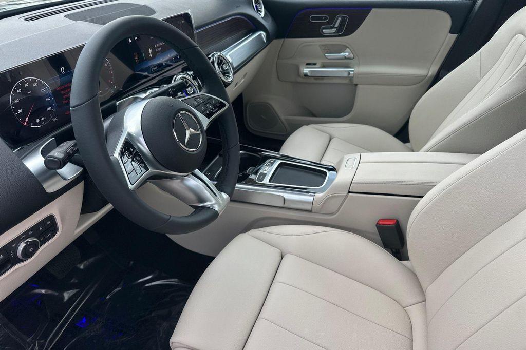 new 2026 Mercedes-Benz GLB 250 car, priced at $51,815