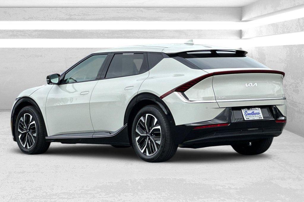 used 2022 Kia EV6 car, priced at $25,315