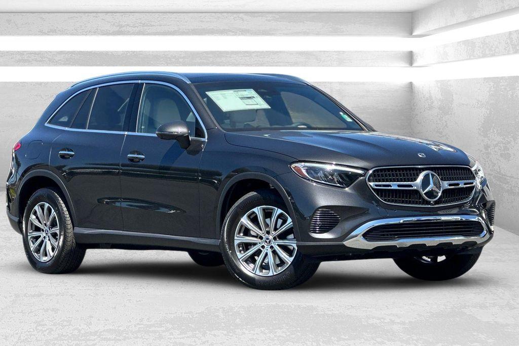 new 2025 Mercedes-Benz GLC 300 car, priced at $57,295