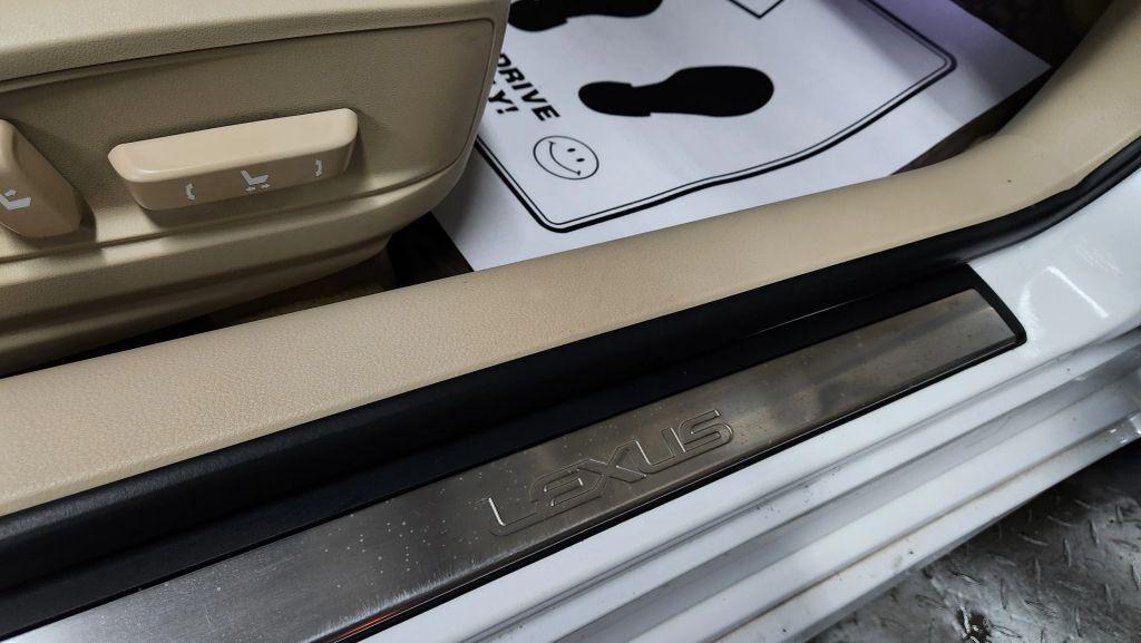 used 2015 Lexus ES 350 car, priced at $16,909