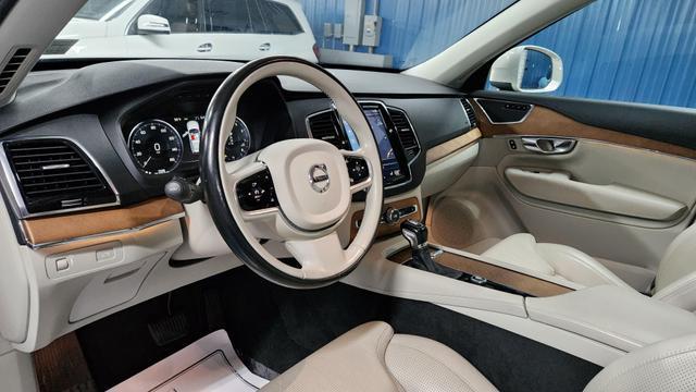 used 2018 Volvo XC90 car, priced at $25,843