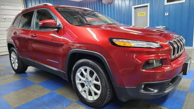 used 2017 Jeep Cherokee car, priced at $11,537