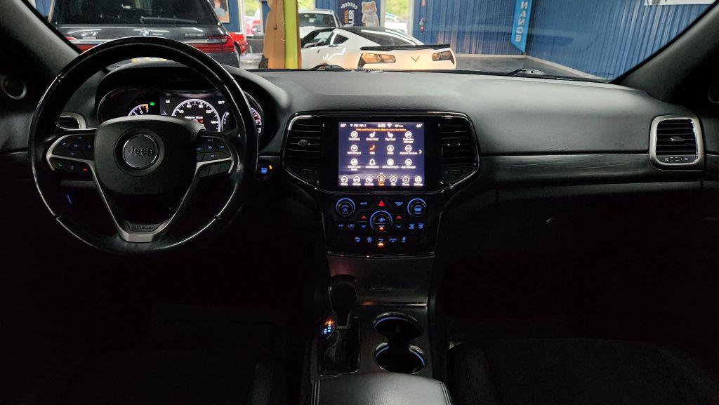 used 2020 Jeep Grand Cherokee car, priced at $17,793