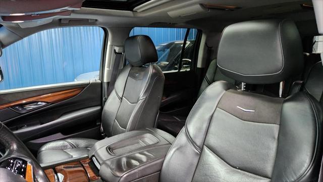 used 2015 Cadillac Escalade ESV car, priced at $21,908