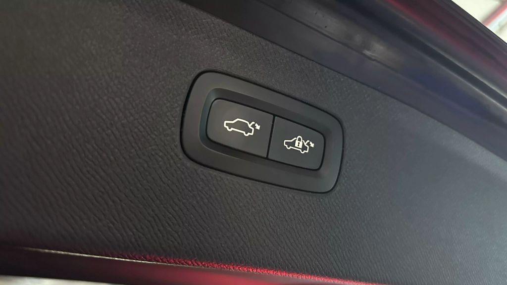 used 2019 Volvo XC90 car, priced at $17,844