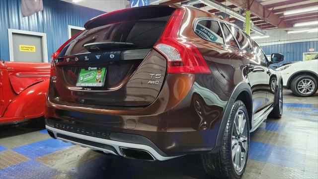 used 2018 Volvo V60 Cross Country car, priced at $20,869