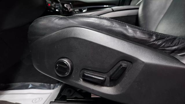 used 2019 Volvo XC90 car, priced at $21,940