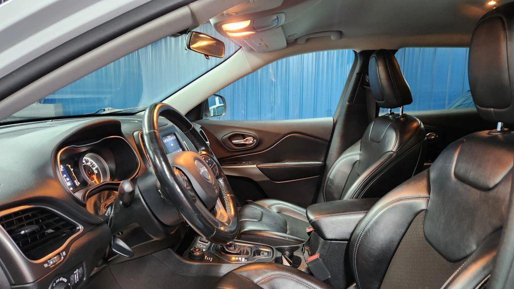 used 2020 Jeep Cherokee car, priced at $12,945