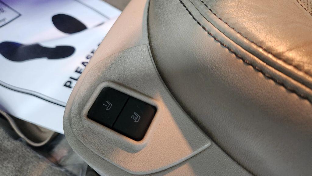 used 2010 Ford Taurus car, priced at $6,696