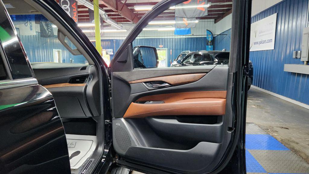 used 2015 Cadillac Escalade ESV car, priced at $20,979