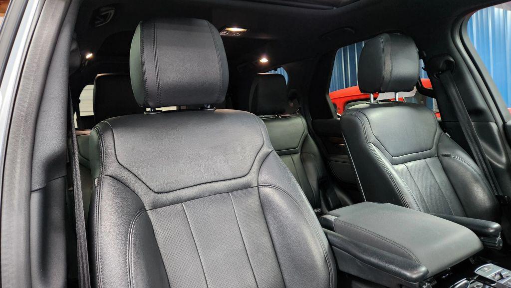 used 2018 Land Rover Discovery car, priced at $17,435