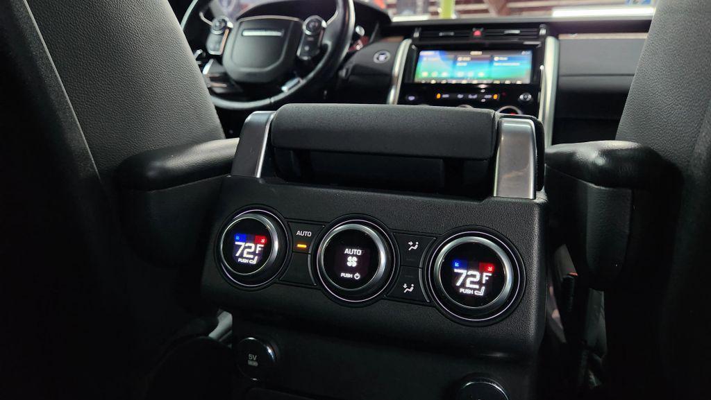 used 2018 Land Rover Discovery car, priced at $17,435