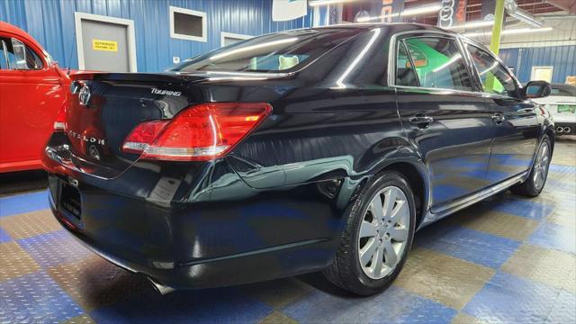 used 2005 Toyota Avalon car, priced at $5,759