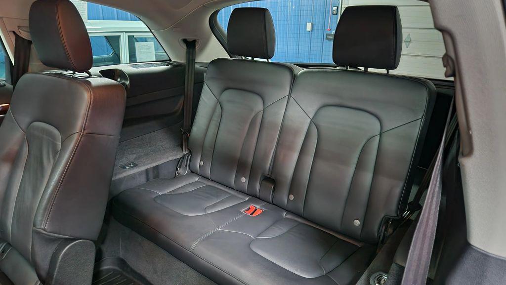used 2015 Audi Q7 car, priced at $9,740