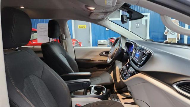 used 2020 Chrysler Pacifica car, priced at $18,863